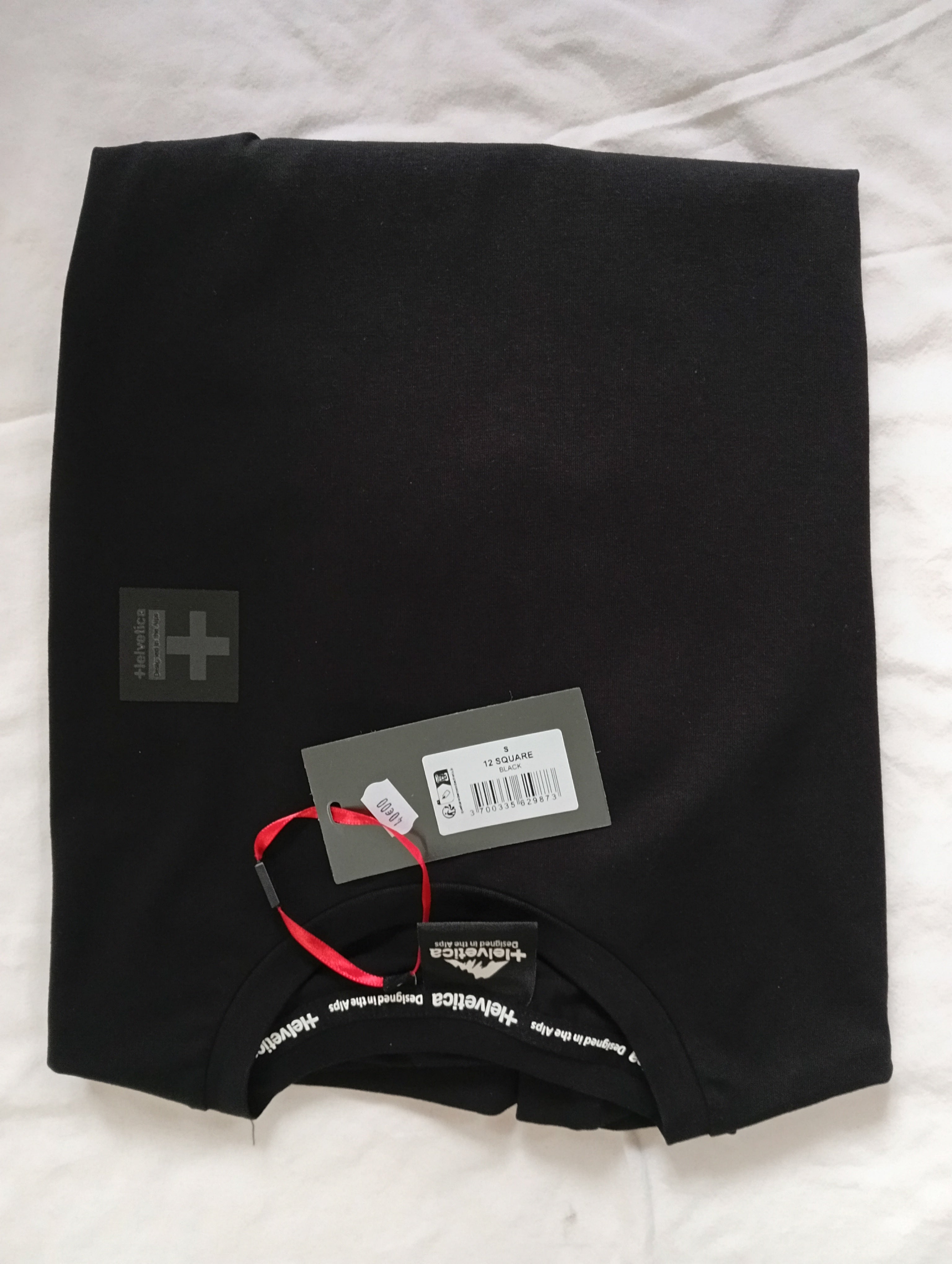 T-shirt HELVETICA Square