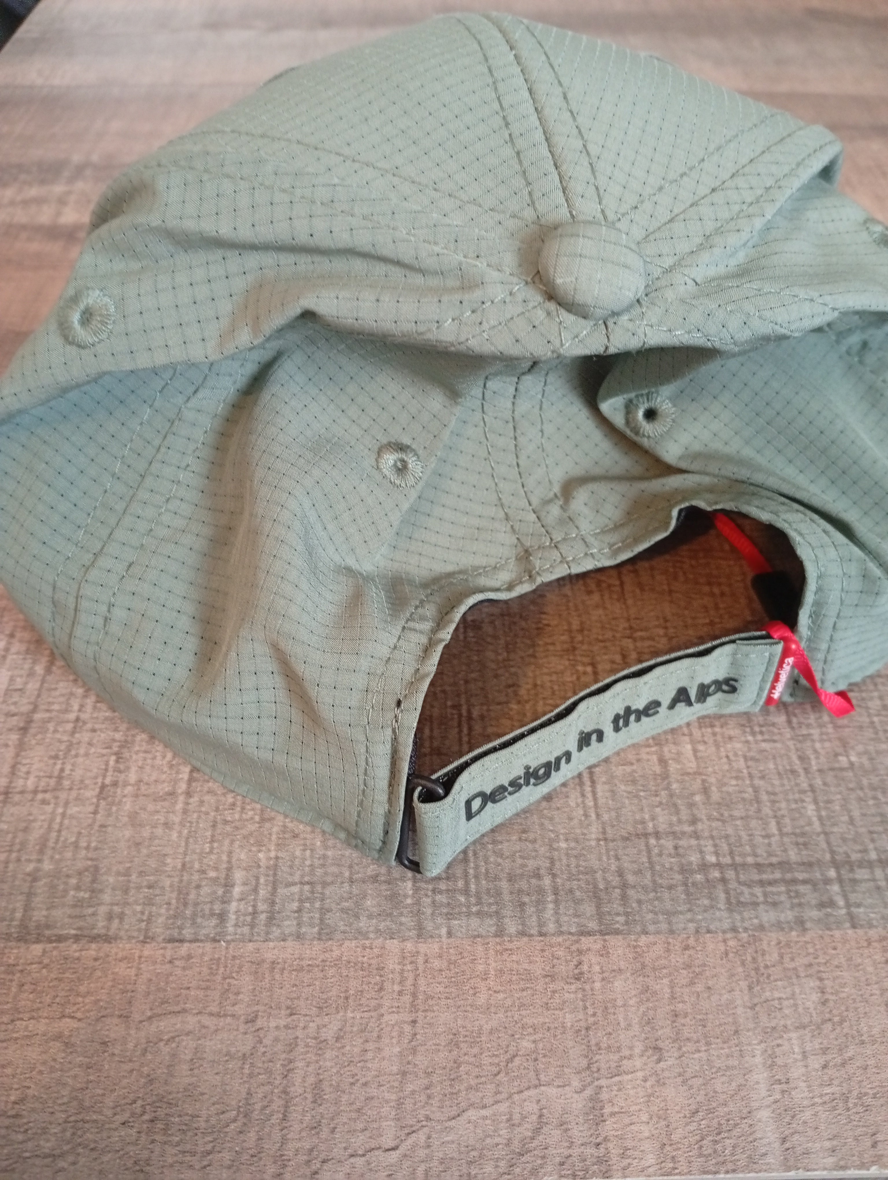 Casquette HELVETICA Frotz