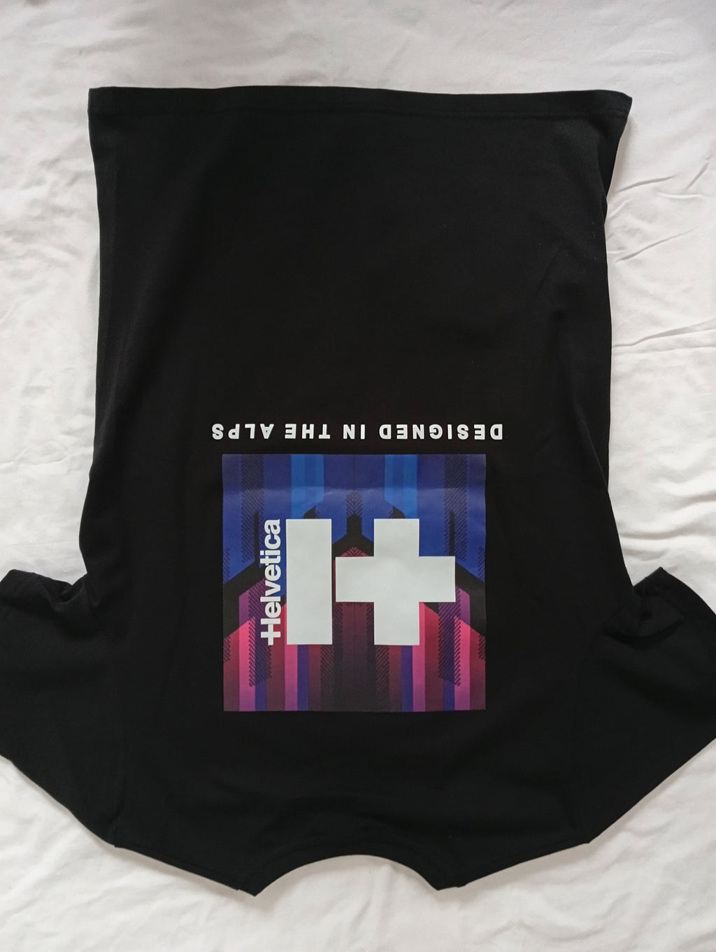 T-shirt HELVETICA Square